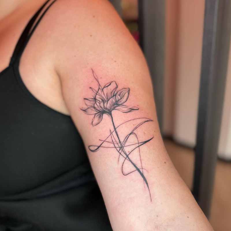 Abstracte tattoo van een bloem