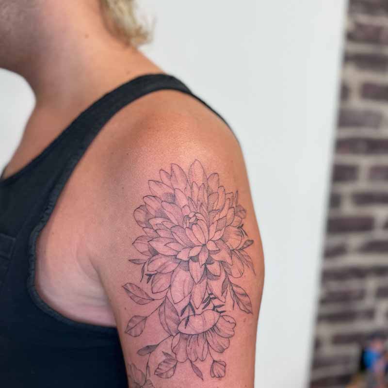 Chrysant tattoo